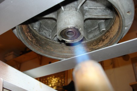 Hinterrad: Alte Radlager ausbauen