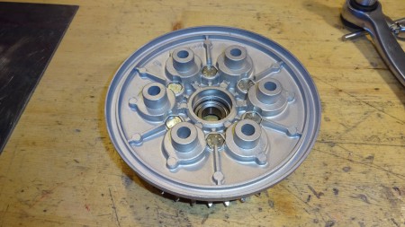 Hinterrad: Nabenflansch Innenseite